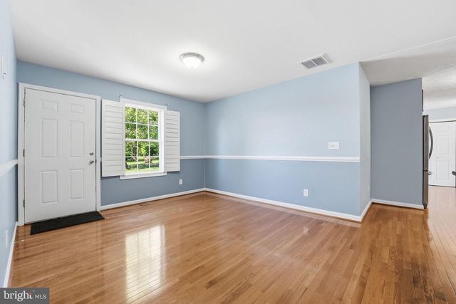 11057 EGGBORNSVILLE RD, Rixeyville, VA 22737