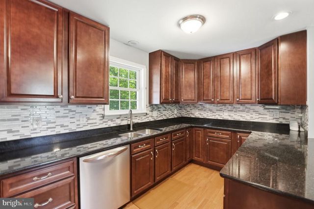 11057 EGGBORNSVILLE RD, Rixeyville, VA 22737