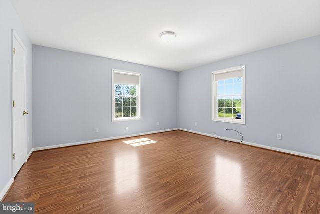11057 EGGBORNSVILLE RD, Rixeyville, VA 22737