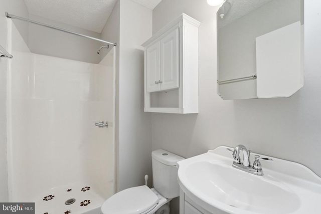 11057 EGGBORNSVILLE RD, Rixeyville, VA 22737