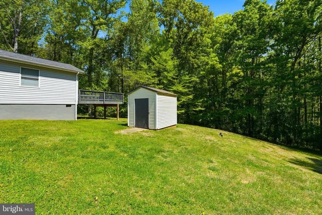 11057 EGGBORNSVILLE RD, Rixeyville, VA 22737