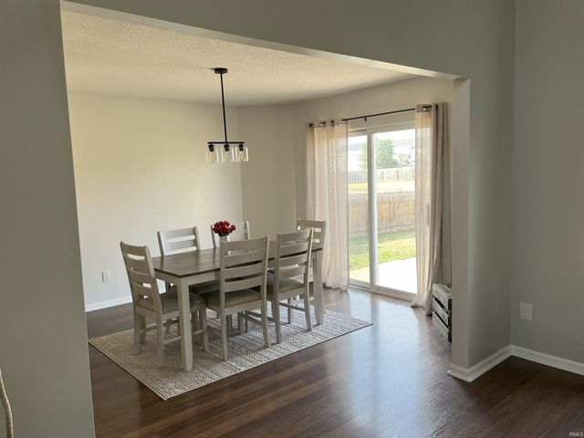 3120 Limerick Place, Fort Wayne, IN 46818