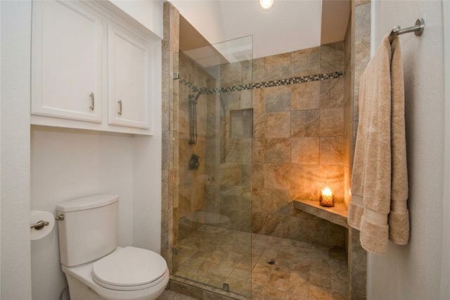 42 Skyflower Drive, The Woodlands, TX 77381