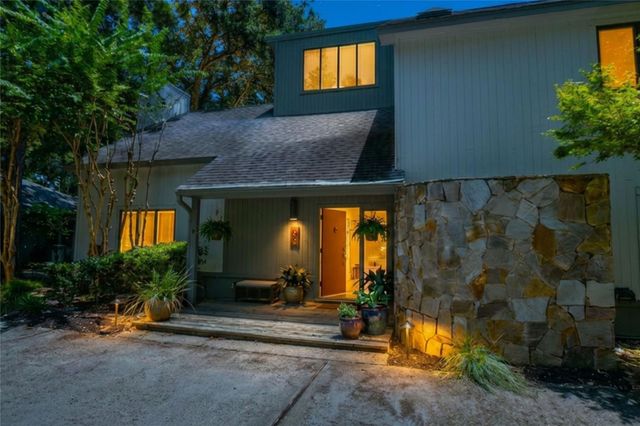 42 Skyflower Drive, The Woodlands, TX 77381