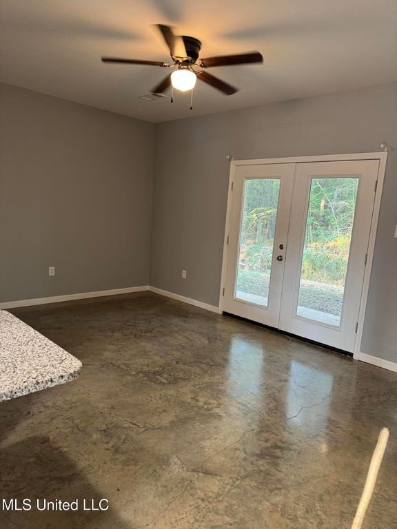 549 S Ridge Road, Sarah, MS 38665 — photo 2