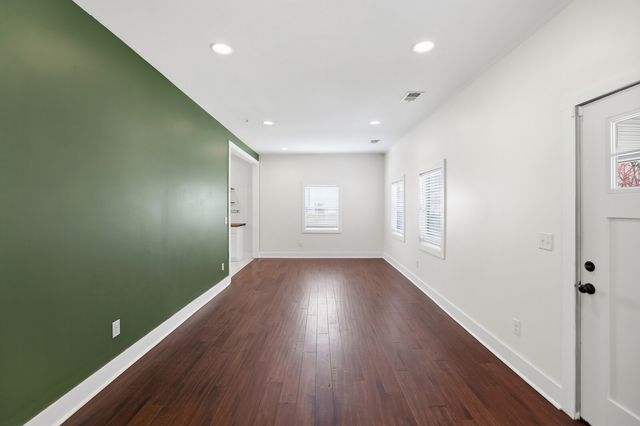 102 Shelby St, Old Hickory, TN 37138