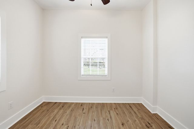 102 Shelby St, Old Hickory, TN 37138