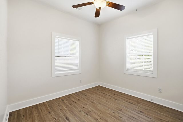 102 Shelby St, Old Hickory, TN 37138