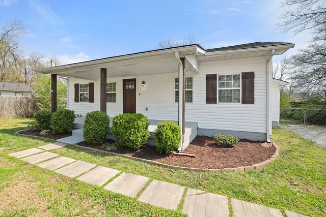 102 Shelby St, Old Hickory, TN 37138