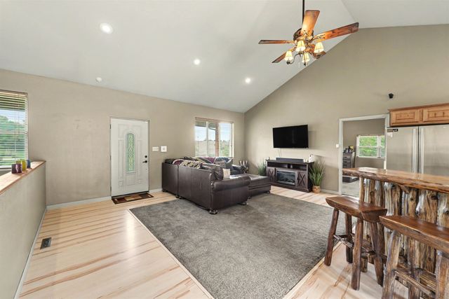 80 Ash, Bennington, KS 67422