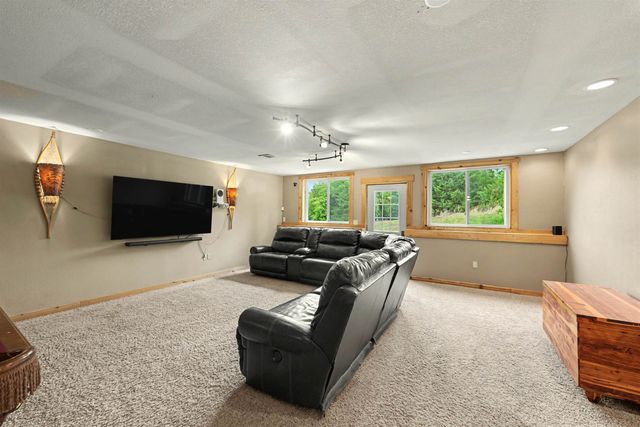 80 Ash, Bennington, KS 67422