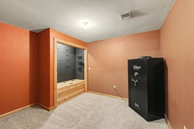 80 Ash, Bennington, KS 67422