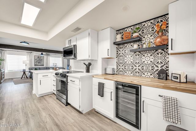 26410 S NEW TOWN Drive, Sun Lakes, AZ 85248
