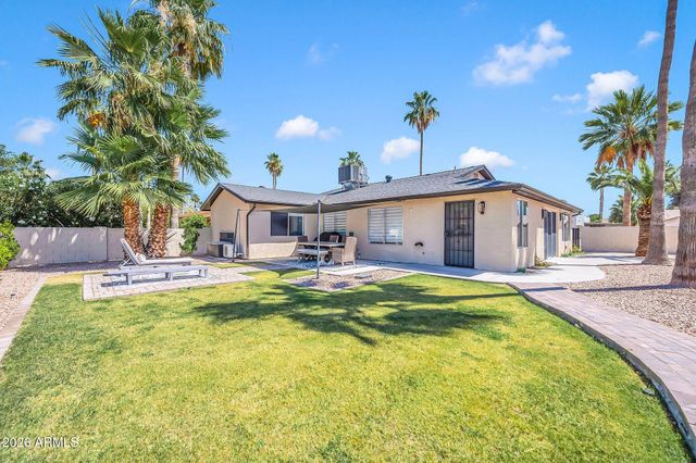 26410 S NEW TOWN Drive, Sun Lakes, AZ 85248