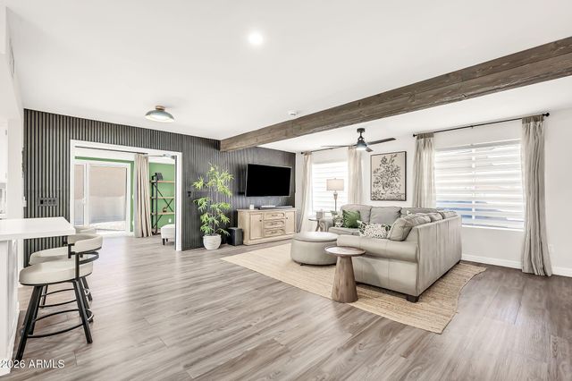 26410 S NEW TOWN Drive, Sun Lakes, AZ 85248
