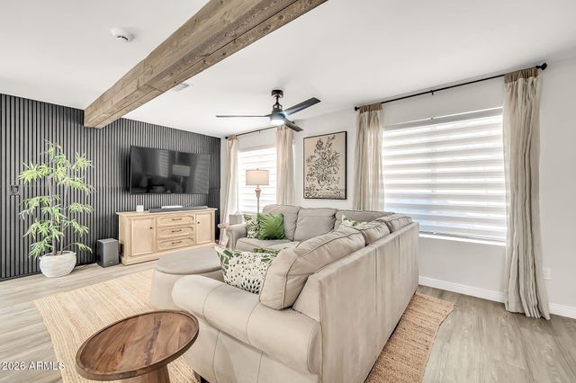 26410 S NEW TOWN Drive, Sun Lakes, AZ 85248