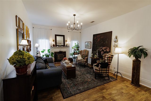 510 W Walnut Street, Decatur, TX 76234