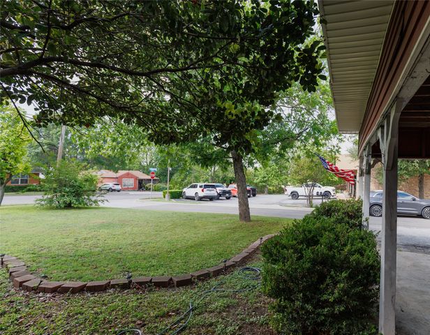 510 W Walnut Street, Decatur, TX 76234