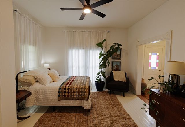 510 W Walnut Street, Decatur, TX 76234