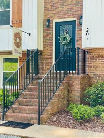 205 Redding Road, Stanley, NC 28164