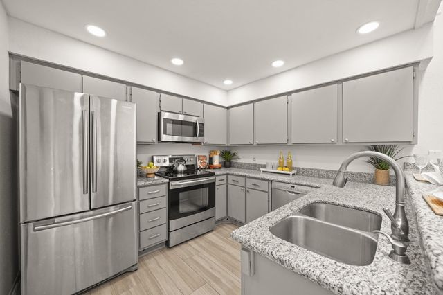 2611 Grants Lake Boulevard 213, Sugar Land, TX 77479