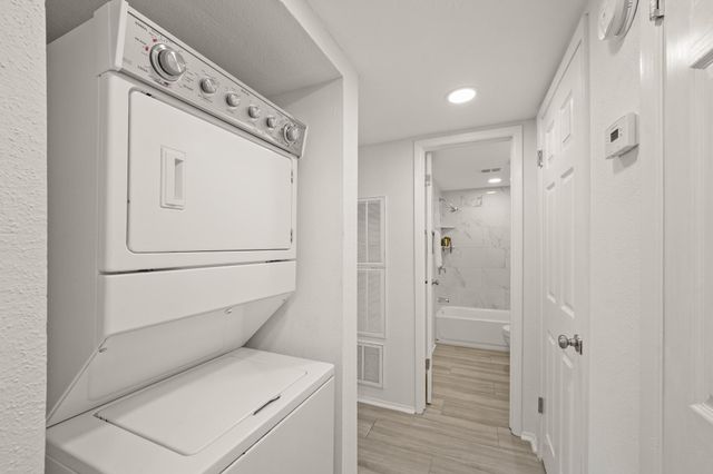 2611 Grants Lake Boulevard 213, Sugar Land, TX 77479
