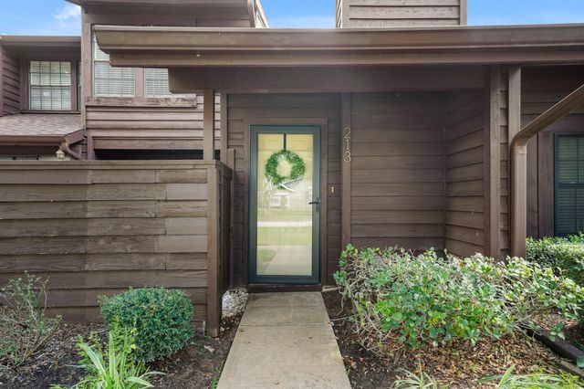 2611 Grants Lake Boulevard 213, Sugar Land, TX 77479