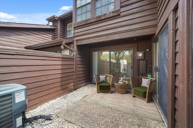 2611 Grants Lake Boulevard 213, Sugar Land, TX 77479