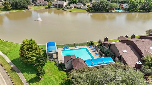 2611 Grants Lake Boulevard 213, Sugar Land, TX 77479