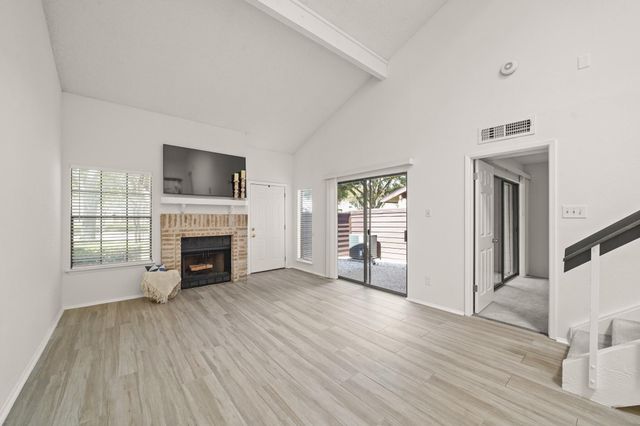 2611 Grants Lake Boulevard 213, Sugar Land, TX 77479