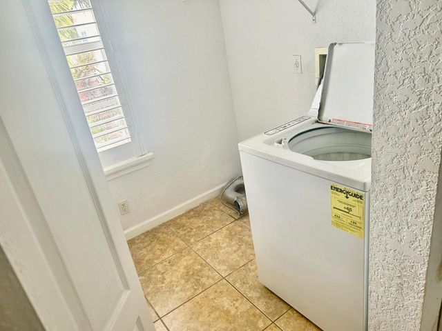 317 Berenger Walk, Royal Palm Beach, FL 33414