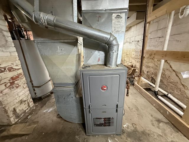 903 Trimble Avenue, Kalamazoo, MI 49048