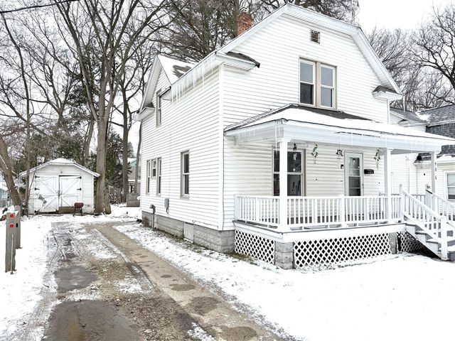 903 Trimble Avenue, Kalamazoo, MI 49048