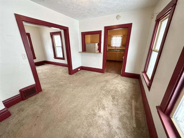 903 Trimble Avenue, Kalamazoo, MI 49048