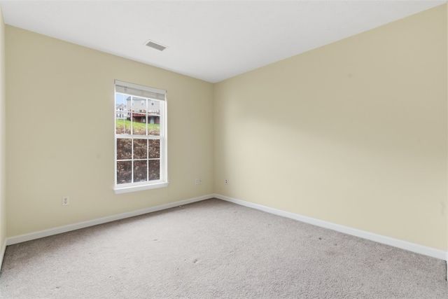 154 Southern Valley Ct, Adams Twp, PA 16046