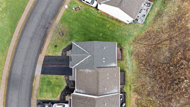 154 Southern Valley Ct, Adams Twp, PA 16046