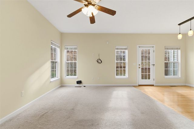 154 Southern Valley Ct, Adams Twp, PA 16046