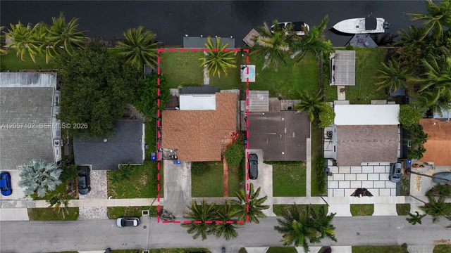 2631 Thomas St, Hollywood, FL 33020