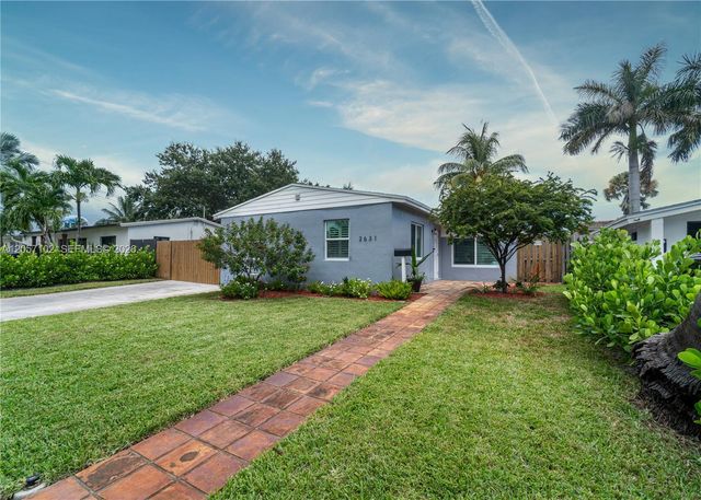 2631 Thomas St, Hollywood, FL 33020