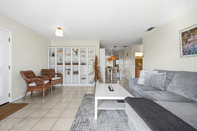 2100 W Beach Drive B202, Panama City, FL 32401