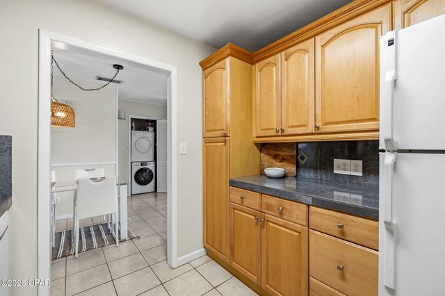 2100 W Beach Drive B202, Panama City, FL 32401