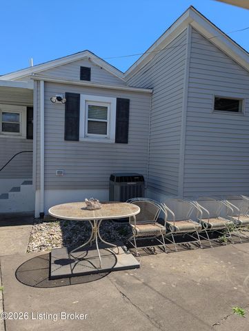 900 Lydia St, Louisville, KY 40217