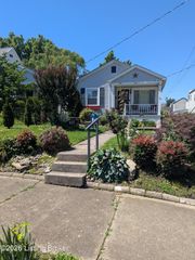 900 Lydia St, Louisville, KY 40217