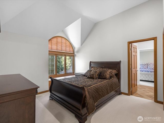 20421 NE 66th Court, Redmond, WA 98053