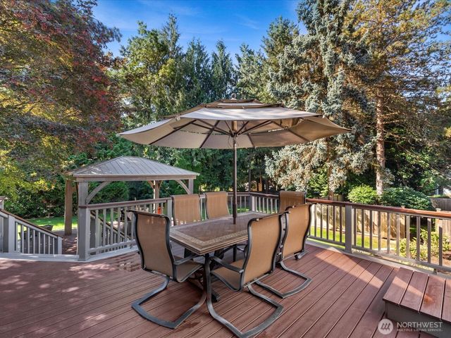 20421 NE 66th Court, Redmond, WA 98053