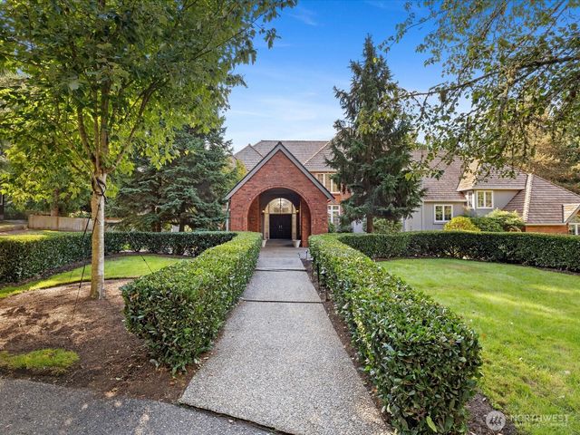 20421 NE 66th Court, Redmond, WA 98053