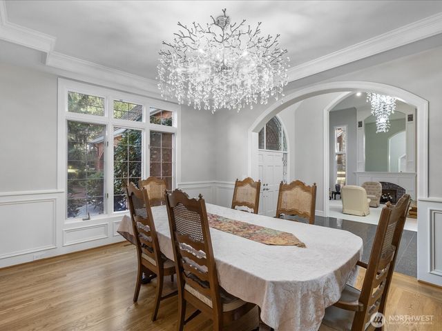20421 NE 66th Court, Redmond, WA 98053