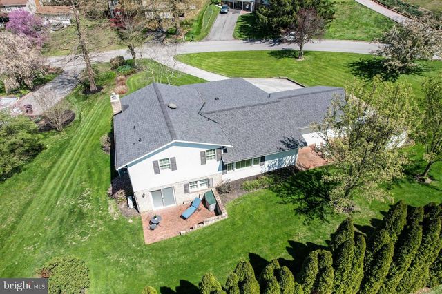 832 WINCHESTER DR, Westminster, MD 21157