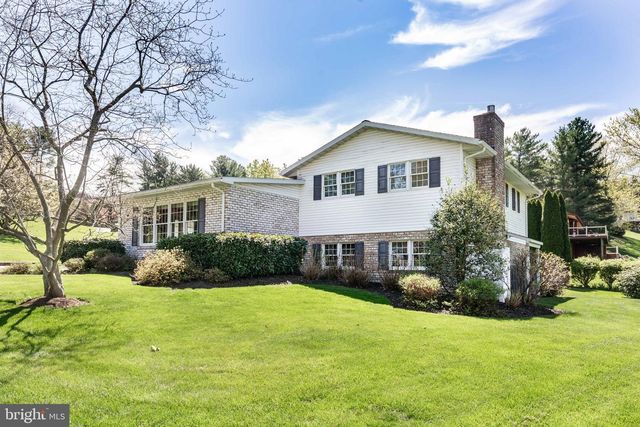 832 WINCHESTER DR, Westminster, MD 21157