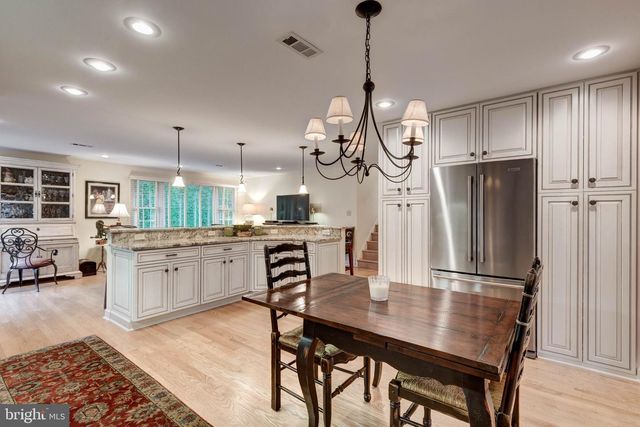 832 WINCHESTER DR, Westminster, MD 21157